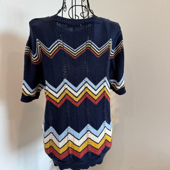 Crescent Navy Pointelle Knit Chevron Print Lightweight Short Sleeve Sweater Top - Picture 3 of 8